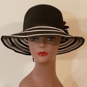 Elegant Black and White Women's Sun or Kentucky Derby Hat-